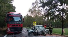 Řidička několikrát vjela do protisměru, až trefila kamion