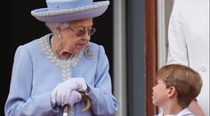 Princ Louis se málem princem nestal. Královna kvůli němu změnila tradici
