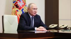 Putinovi teče do bot. Promluvil o konci války na Ukrajině