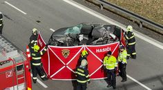 Dálnici D1 uzavřela smrtelná nehoda. Srazilo se osobní auto s nákladním