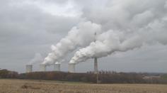 Úřad rozhodl: Chvaletická elektrárna musí vypouštět méně oxidu dusíku a rtuti