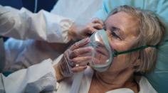 Epidemiologové: Tento rok je mimořádný. Blíží se návrat další infekční nemoci