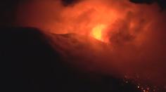 VIDEO: Etna se opět probudila k životu, do vzduchu chrlila proudy lávy