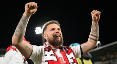 Dojatý hrdina Slavie Kušej: Hattrick je pro tátu, v 76 letech jezdí na každý zápas
