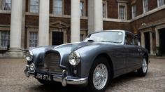 FOTOGALERIE: Prodává se první Aston Martin Jamese Bonda!