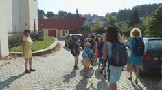 Dobrovolníci pomáhají po tornádu všelijak, děti vzali zdarma na tábor