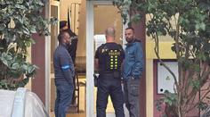 Vražda v pražském bytě. Podezřelým je teprve 28letý mladík