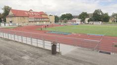 Stovky sportovišť jsou v ohrožení. Obce měly slíbené peníze, čekají na ně marně