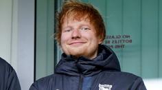 Zpěvák Ed Sheeran koupil podíl v milovaném fotbalovém klubu