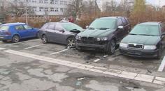 VIDEO: Opilý řidič zničil několik zaparkovaných aut
