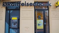 Raiffeisenbank se potýká s problémy. Klienti hlásí výpadky i přetížené infolinky