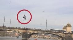 VIDEO: V tomhle tryskovém obleku můžete létat jako superhrdina