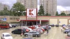"Bossing" v jabloneckém supermarketu málem skončil sebevraždou