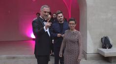 Zdeněk Hřib viní z neoprávněných odměn státní firmu. Právníci tvrdí opak