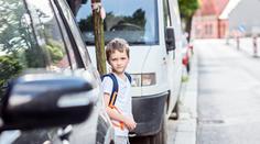 Pozor, muž vyžadoval od chlapce (12) líbání, varovala žena na síti