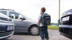 Expert varuje: Na tohle by si měli dát pozor řidiči i rodiče školáků