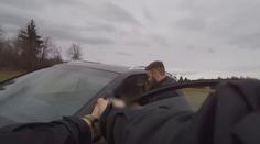 Po výzvě k zastavení šlápl na plyn. Řidič policii ujížděl přes horskou cestu i louku