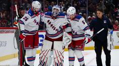 Z pohádky do noční můry. Gólman NHL skóroval i asistoval, teď přišla krutá rána