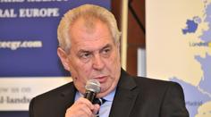 Zeman v průzkumu poráží Fischera! Pomohlo mu vyřazení Okamury