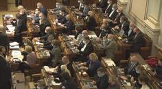 Poslanci interpelují premiéra Babiše, řešili také volební zákon