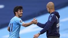 Pocta pro odcházející legendu, vedení City postaví Silvovi sochu