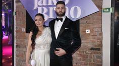 Tvrďák Procházka se ukázal jako model. Pózoval s těhotnou partnerkou