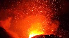 V Itálii se znovu probudila sopka Etna. Letiště ruší lety
