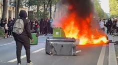 Ve Francii zuří násilné protesty studentů. Vláda kvůli bezpečnosti zavírá stovky škol