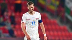 Drama na palubě letadla. Souček nemohl přistát v Praze, skončil v Pardubicích