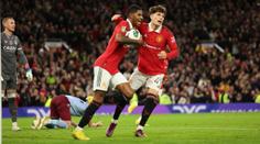 Red Devils vrátili Aston Ville porážku. Carabao Cup nabídl krásný zápas