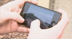 Nevíte, co se starým mobilem? Můžete ho darovat plzeňským bezdomovcům
