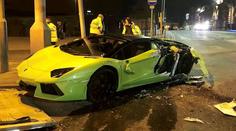 To zabolí! Aventador za 8 milionů prohrál souboj s autobusem