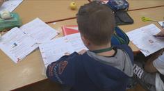Odborníci varují před omezením odkladů. Děti mohou v první třídě zažít neúspěch