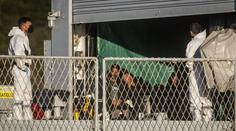 Italové budou migranty vozit do Albánie. První dorazili do speciálních center