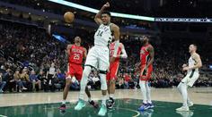 Hvězda Milwaukee už popáté v kariéře nastřílela 50 bodů v NBA