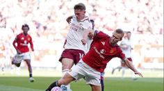 Arsenal se protrápil k výhře nad United. Hvězdný Gyökeres očekávání nenaplnil