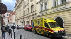 Zásah policie na pražské škole! U studenta našli nůž
