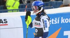 Trať ve Špindlu byla úžasná, hodnotila Dubovská. Vlhová děkovala fanouškům