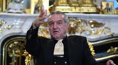 Kontroverzní majitel FCSB znovu řádil. Veřejně sjel tři hráče, z týmu je vyhodil