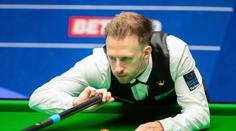 Debutant Gilbert zaskočil Murphyho, druhým semifinalistou je Trump