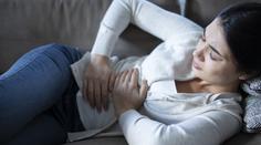 Ženě (33) lékaři řekli, ať nesimuluje. Na vážnou nemoc zemřela
