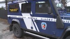Hory zaplnily davy lyžařů. Přibylo i úrazů, hlavně zlomenin, varují záchranáři