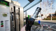 Na dovolenou s CNG: Kde se dá nejvíc ušetřit a jak plánovat cestu?