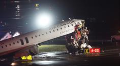 Letadlo v New Yorku narazilo do hasičského auta. Zemřeli dva piloti