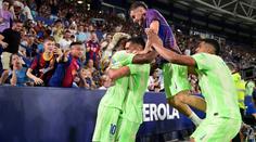 Barcelona po úžasné otočce zdolala Levante. Hancko asistoval u gólu Atlética