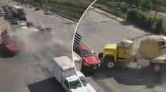 Strašidelná nehoda: Rozjetá míchačka letěla ulicí, smetla vše, co jí stálo v cestě