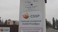 Vzniká řada nových domovů pro seniory. Chybí ale personál