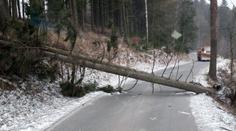Na Česko udeřila zima. Teploty klesly pod -10 °C, dopravu komplikují nehody