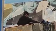 Muska na Ukrajině nechceme! Obličej nejbohatšího muže mizí z billboardů