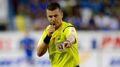 Sudí Paták odpískal nesmyslnou penaltu. Pokud ji nedáš, vyhodím tě, měl říct hráči